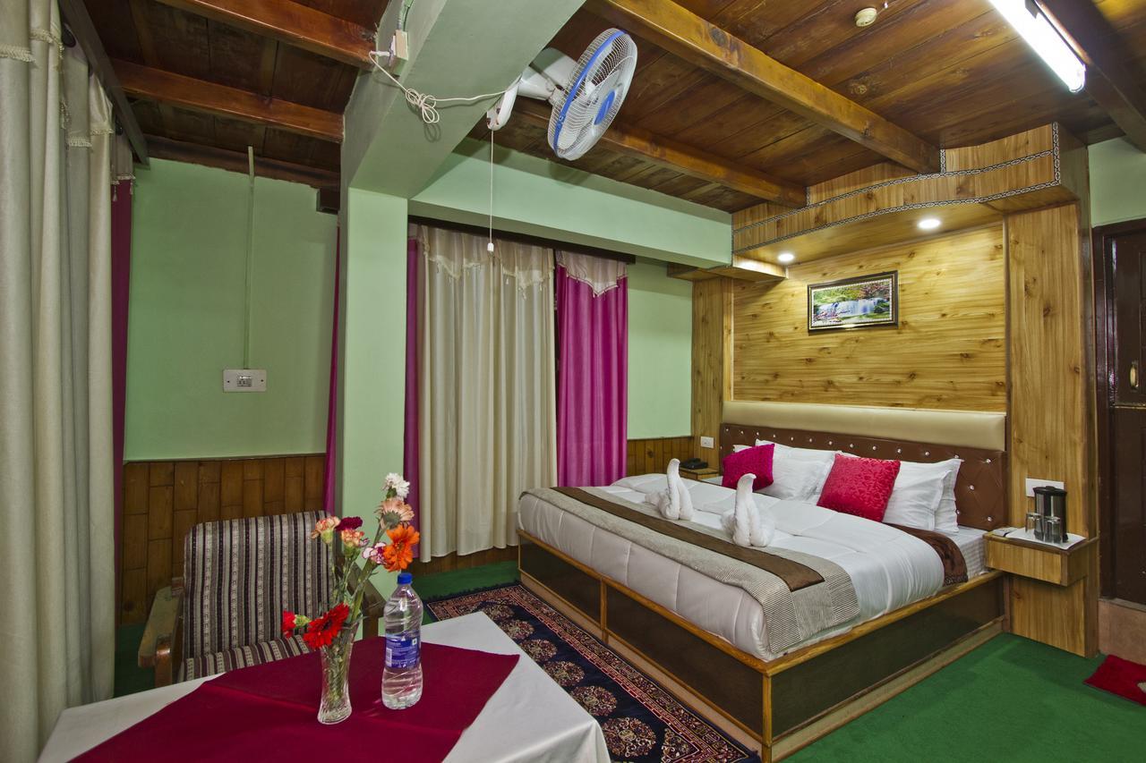 Hotel Vikrant Manāli Exterior foto